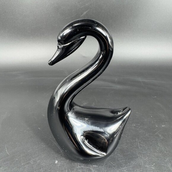 1980s Vintage Black Glass Swan Duck Bird Figurine Art Glass Figurine Decorative - Picture 9 of 10